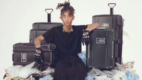 Brandul de lux co-fondat de Jaden Smith, fiul lui Will Smith, ajunge în România