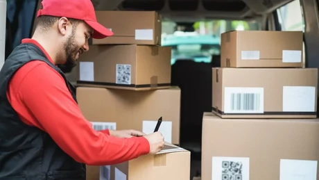 Colete pierdute, livrări ratate și întârzieri: topul curierilor reclamați în România