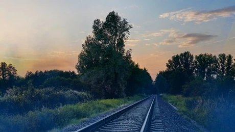 Atenție călători! CFR SA închide trei luni un tronson de cale ferată din vestul țării pentru lucrări