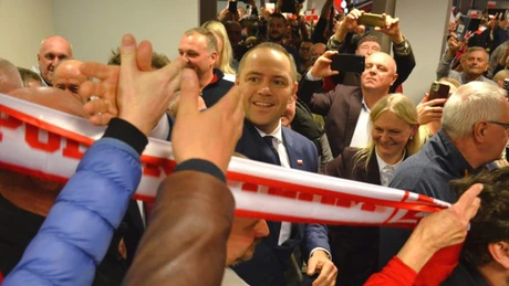 Președintele Poloniei Karol Nawrocki, un rival politic al prim-ministrului Donald Tusk, blochează participarea țării la programul UE de înarmare SAFE