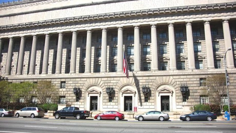 Departamentul Comerțului al SUA a revizuit semnificativ în jos datele privind evoluția economiei americane în ultimul trimestru din 2025