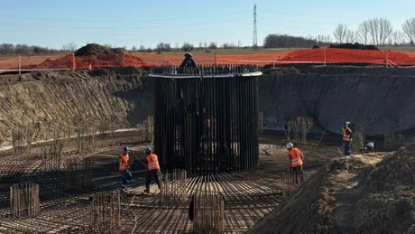 FOTO Au început lucrările la două noi parcuri eoliene în Brăila. Românii de la Parapet sunt constructorii
