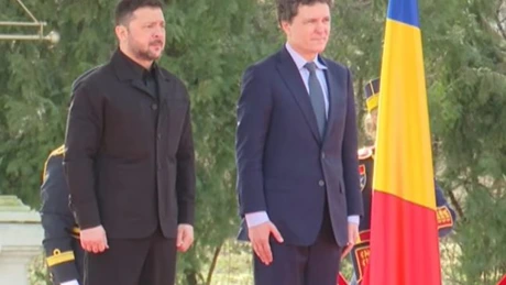 Zelenski, primit cu onoruri militare de şeful statului român, la Palatul Cotroceni