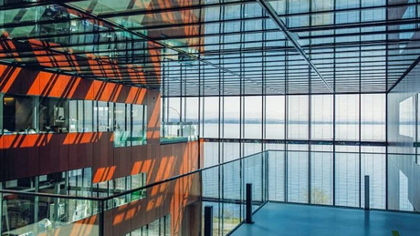 Philip Morris International prezintă Raportul de valoare pentru anul 2025: „Schimbarea în mișcare”. Creștere la nivel global și extinderea categoriei alternativelor fără fum pe piața din România