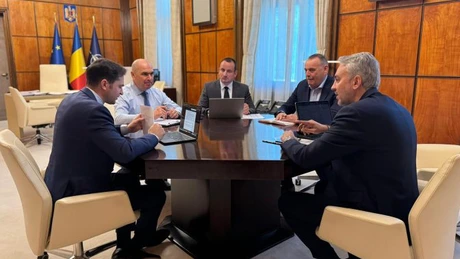 Presiunea lui Bolojan a dat roade: val de noi garanții pentru noii investitori în energie. Cum se va schimba regulamentul de racordare și de licențiere