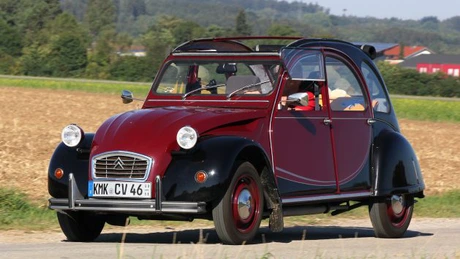 Celebrul autoturism Citroen 2CV revine într-o versiune electrică, anunță Stellantis