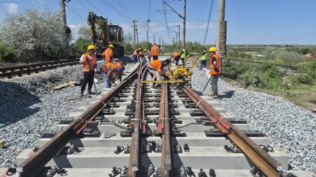 FOTO Portul Constanța: Asocierea Bawi - Swietelsky a început lucrările de modernizare din etapa a II-a, cu 30 de kilometri