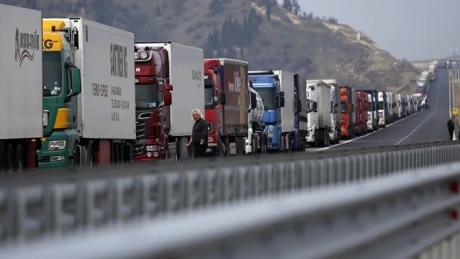 Prăbușirea leului din timpul crizei politice afectează în continuare în industria transporturilor (analiză Raben România)