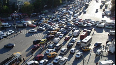 Anunţ important pentru şoferii care au maşini hibrid din Bucureşti. Ce trebuie să plătească - Decizia intră în vigoare azi, 1 mai 2026