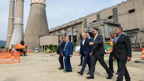 Bolojan a vizitat șantierul centralei pe gaze de la Mintia, realizată 83%: “Vor începe testele de interconectare dintre centrală și stația electrică”