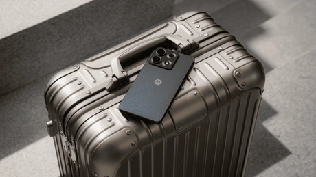 Motorola lansează pe piața românească noul edge 70 max, certificat la standarde militare
