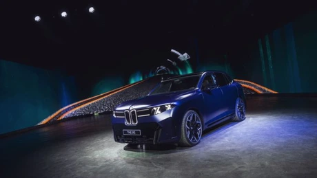 Noul BMW X5, cu o gamă complexă de sisteme de propulsie, de la diesel la electric, poate fi comandat în România. Care sunt prețurile