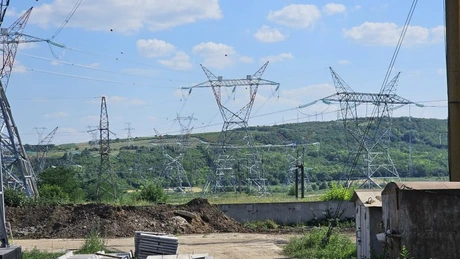 Linia de 400 kV Vulcănești–Chișinău, prin care Moldova poate primi energie direct din România, a fost finalizată și a intrat în teste