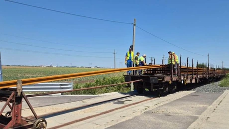 Metrorex înlocuiește noaptea 15 kilometri de șină