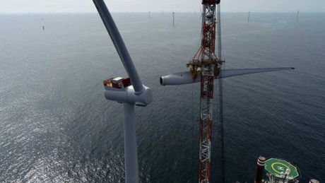 Pregătiri pentru primele turbine eoliene în Marea Neagră românească. Guvermul a pus în dezbatere normele pentru concesionarea viitoarelor perimetre offshore