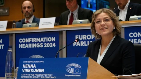 Comisia Europeană a început o anchetă împotriva a patru platforme pornografice, din cauza suspiciunii că nu iau suficiente măsuri de împiedicare a accesului minorilor la conținut