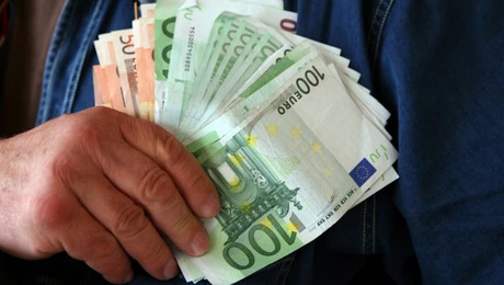 Diaspora vrea să investească acasă. Sistemul nu o lasă