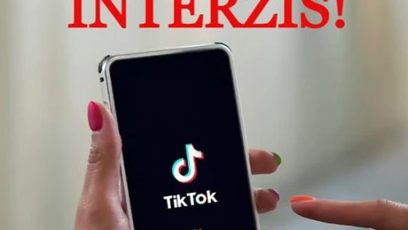 Interzis pe reţele sociale/buletin de internet – Macron face videoconferinţă cu preşedintele Comisiei Europene