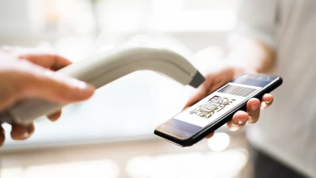 După buletinul electronic urmează o nouă revoluție în relația cu statul: portofelul electronic de identitate. Până la sfârșitul anului vom avea toate actele pe telefon