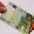 Oficial BCE: Va fi nevoie de o perioadă îndelungată pentru îmblânzirea inflaţiei
