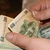 Salariul mediu – Cu cât a crescut câștigul mediu net în martie 2026 şi la ce nivel a ajuns