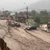 VIDEO Intervenţii pentru salvarea persoanelor blocate în autoturisme la Buşteni