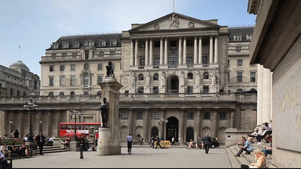 Marea Britanie. Banca Angliei a menţinut dobânda la 5,25%, cel mai ridicat nivel din ultimii 16 ani