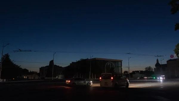 Ucraina stinge lumina seara, programat, în toată țara. Nu-și mai poate asigura tot consumul de energie, din cauza loviturilor rusești
