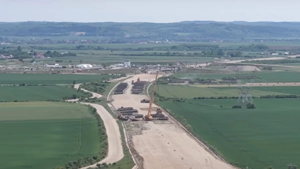 VIDEO Autostrada Transilvania: „A început partajul moștenirii Bechtel”. Deme Macarale mută peste 400 de grinzi abandonate de 20 de ani