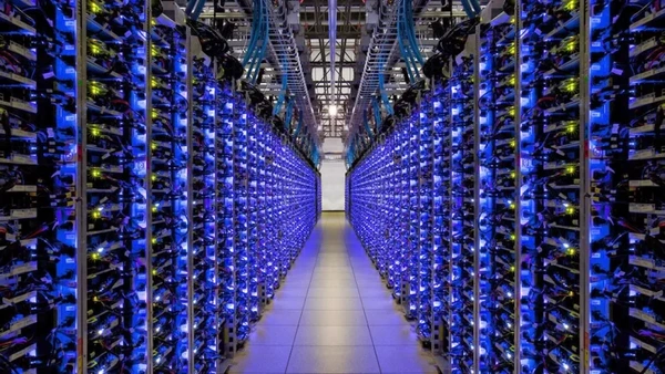 “Regele eolienelor”, nouă premieră în România: Monsson se apucă de o rețea de centre de date de mare putere