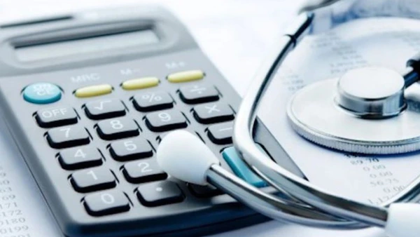 Excedent record de 2 miliarde lei şi cele mai mici subvenţii din 2020 încoace la Fondul din care e finanţată sănătatea, efectul actelor normative care au eliminat excepţiile de la plata CASS – analiză exclusivă