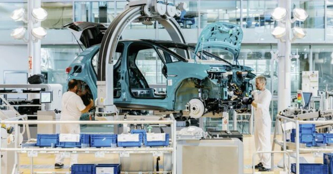 Producția industrială în Germania a scăzut în decembrie 2022 cu 3,1%, mai mult decât estimau analiștii