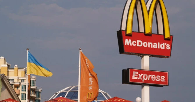 McDonald’s plănuiește să redeschidă mai multe dintre restaurantele sale din Ucraina