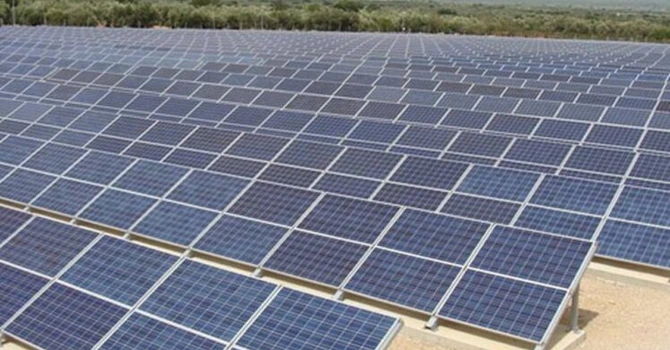 Cantitatea de energie produsă de fotovoltaice în UE a întrecut pentru prima dată în luna mai cantitatea produsă de centralele pe cărbune – Bloomberg