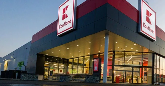 Kaufland oferă clienților care returnează ambalaje purtătoare de garanție reduceri echivalente cu garanția recuperată