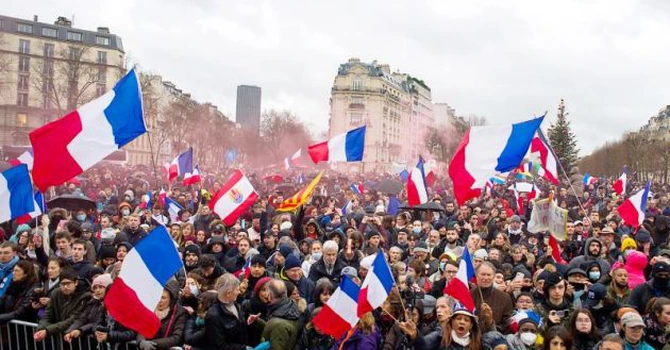 Autorităţile franceze vor să scurteze perioada ajutoarelor de şomaj la maximum 15 luni