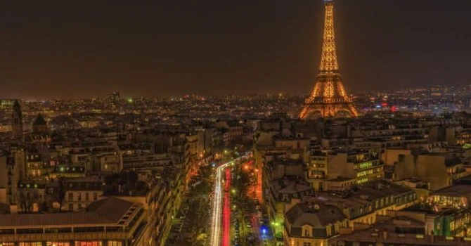 Grevă a gunoierilor la Paris. Protestele ameninţă Jocurile Olimpice din Franţa