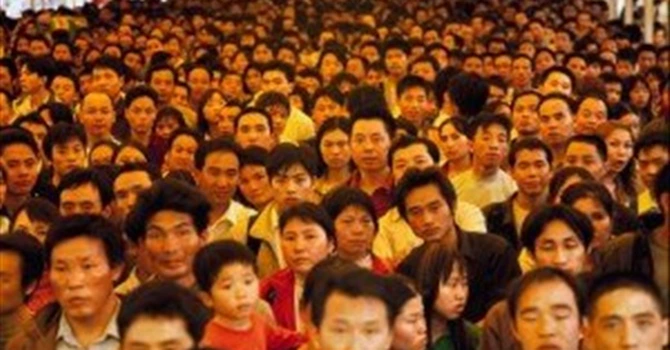Bătaie mare pe posturile de bugetari în China. Trei milioane de persoane au concurat pentru un loc de funcţionar public în speranţa unui job sigur