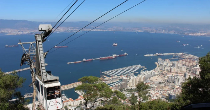 Emiratele Arabe Unite și Gibraltarul au fost scoase de pe lista gri a statelor și teritoriilor cu un risc crescut de criminalitate financiară
