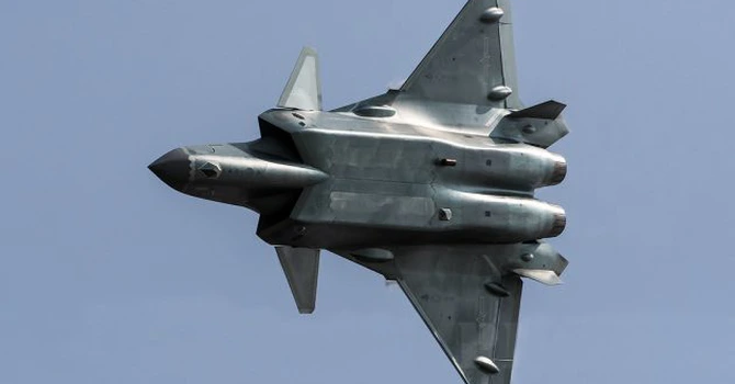 Taipeiul anunță că a detectat 21 de avioane militare chineze în jurul Insulei Taiwan