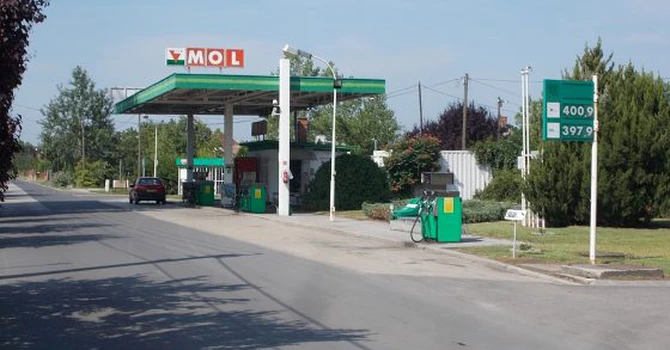 Guvernul maghiar anunță că ia în calcul să intervină în prețurile carburanților