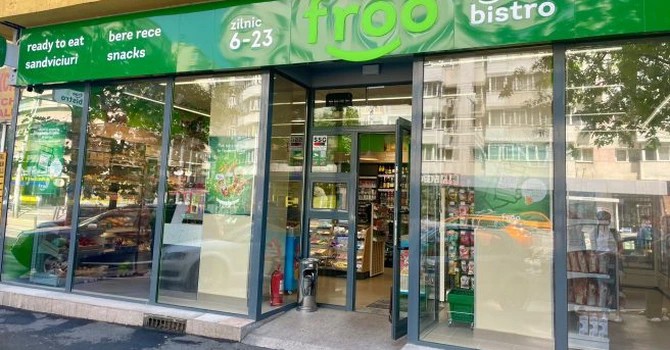 Retailerul polonez Zabka a ajuns la cinci magazine de proximitate Froo în București, într-o lună. Compania se va extinde sub un model de parteneriat de afaceri