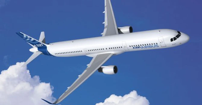Producția de avioane comerciale, mult sub cerere. Operatorii aerieni vor fi nevoiți să aștepte până la 10 ani livrările