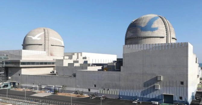 CE a cerut autorităților din Cehia să amâne semnarea contractului cu sud-coreenii de la KHNP pentru noile reactoare nucleare
