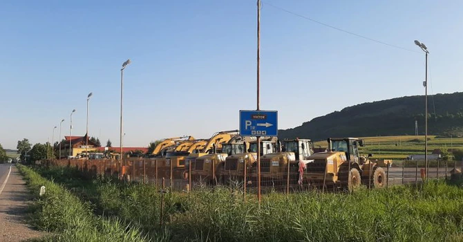 Autostrada Unirii A8: Din 15 mai se deschide un nou șantier. Turcii de la Nurol pot începe lucrările la secțiunea Tg Mureș – Miercurea Nirajului