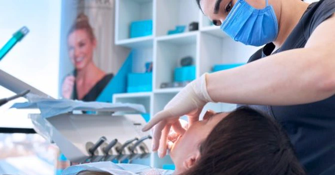 Crystal Dental Clinic inaugurează prima clinică specializată în sedare profundă, o investiție de peste 600.000 euro