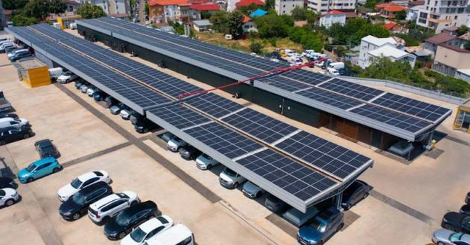 Engie a pus un sistem fotovoltaic de 350 kW pe carportul Auto Cobălcescu