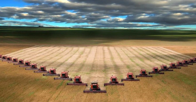 Comisia Europeană simplifică politica agricolă comună pentru a sprijini fermierii şi a spori competitivitatea