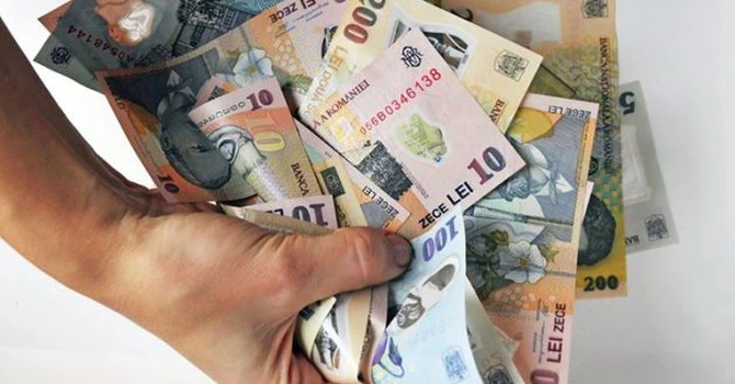 Noile creșteri de taxe care ne așteaptă. Ce majorări se vehiculează acum – surse
