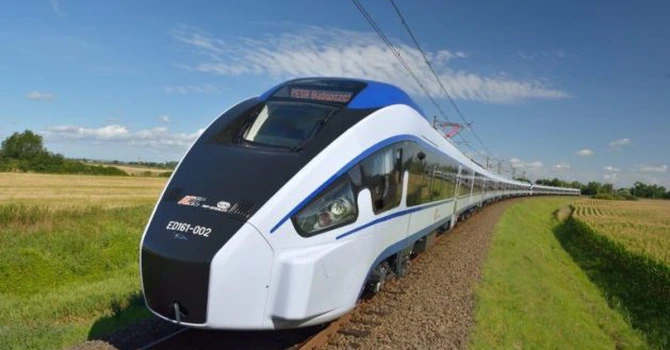 Trenuri noi – ARF a semnat un act adițional care prevede cumpărarea a încă 9 rame electrice PESA, alaturi de cele 20 deja achiziționate